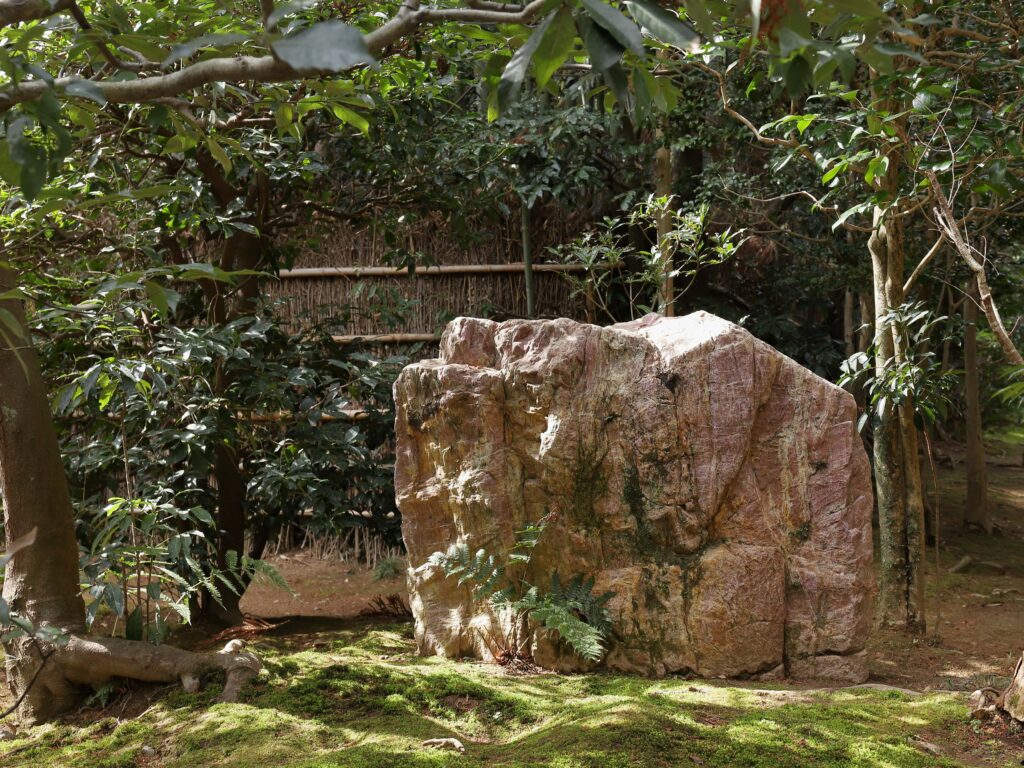 龍安寺の石1