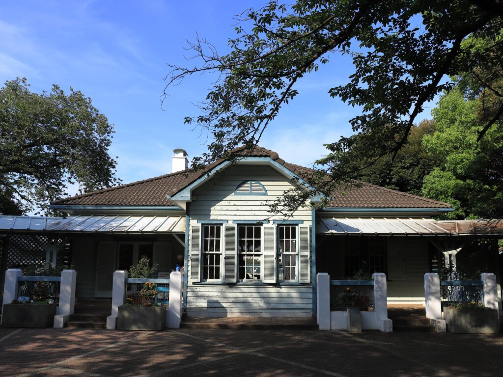 横浜山手西洋館めぐり 旧山手68番館